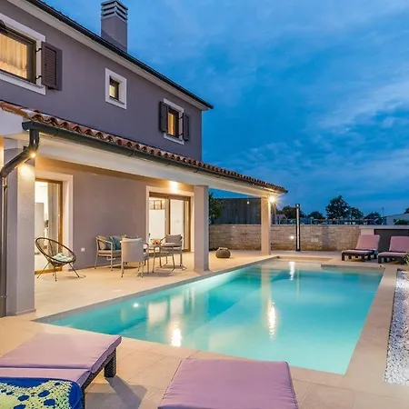 Βίλα Roma Πούλα